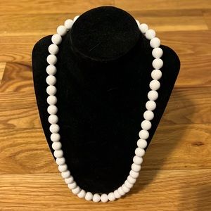 Vintage Summer Beads 60’s Pure White & Perfect!